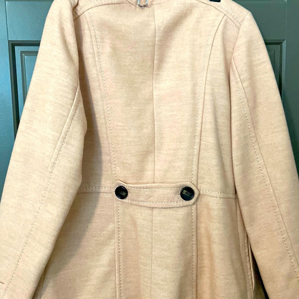 H&M NWT size 6 Light Peach Coat. - Picture 3 of 7